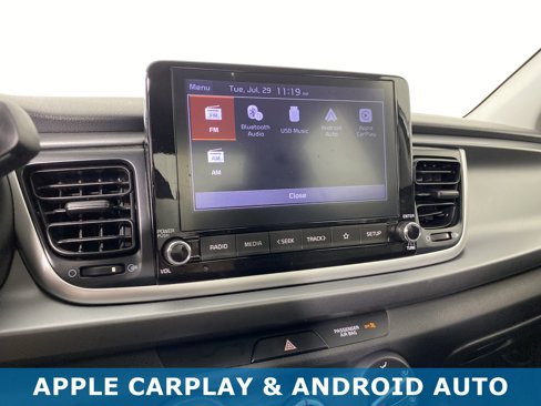 Used 2022 Kia Rio LX image 2