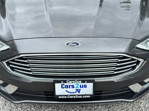 Used 2018 Ford Fusion Titanium image 10
