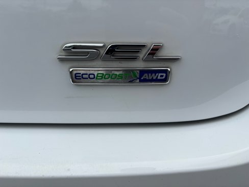 Used 2018 Ford Edge SEL w/ Equipment Group 201A image 10