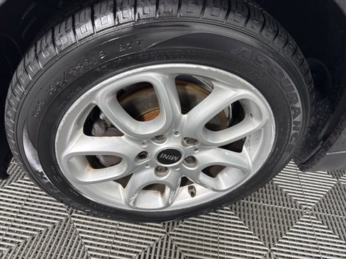 Used 2019 MINI Cooper 2-Door Hardtop image 10