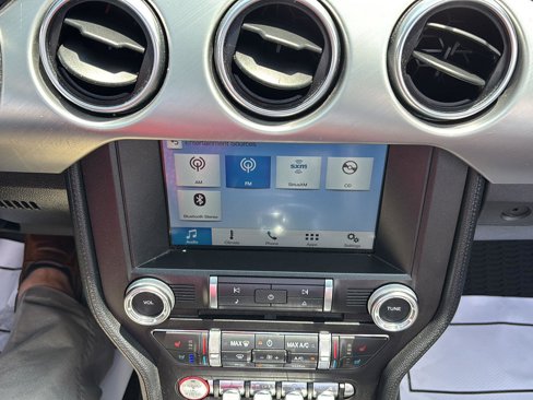 Used 2018 Ford Mustang Premium image 29