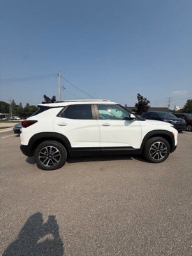 Used 2024 Chevrolet TrailBlazer LT w/ Convenience Package image 9