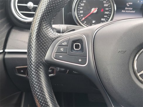 Used 2018 Mercedes-Benz E 300 image 31