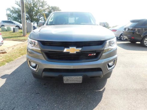 Used 2020 Chevrolet Colorado Z71 image 2