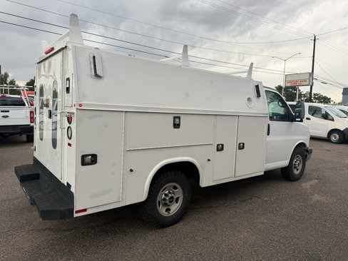 Used 2015 GMC Savana 3500 image 4