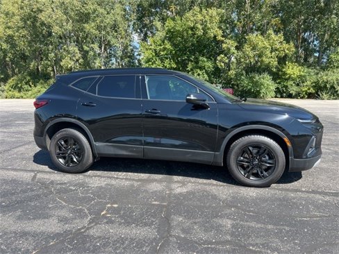 Certified 2022 Chevrolet Blazer LT image 3