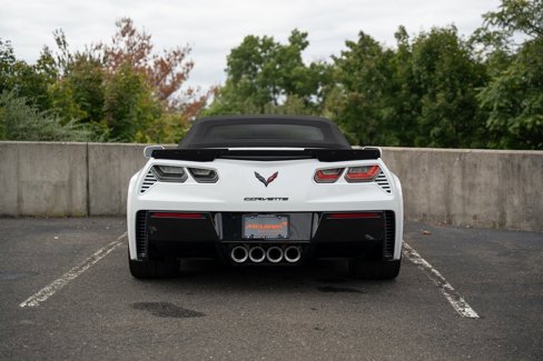 Used 2017 Chevrolet Corvette Z06 image 11