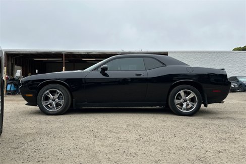 Used 2009 Dodge Challenger SE image 6
