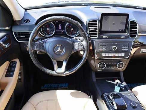 Used 2019 Mercedes-Benz GLS 450 4MATIC image 21