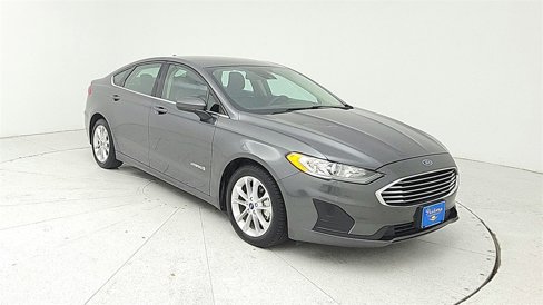 Used 2019 Ford Fusion SE image 9
