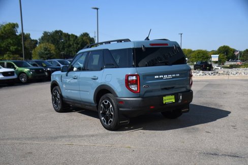 Used 2023 Ford Bronco Sport Outer Banks image 4