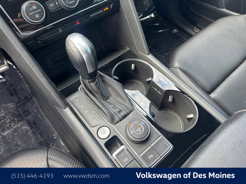 Used 2021 Volkswagen Atlas Cross Sport SEL R-Line w/ Cross Sport MDO Package image 16