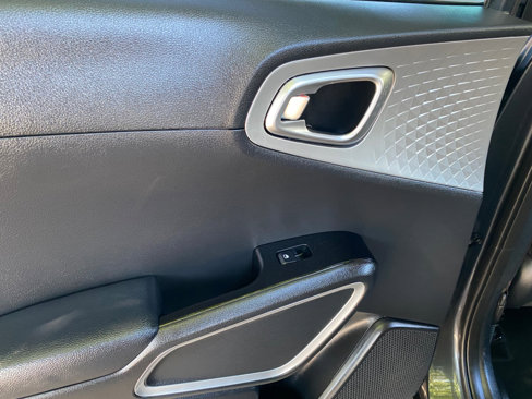 Used 2024 Kia Soul LX w/ Option Group 015 image 33