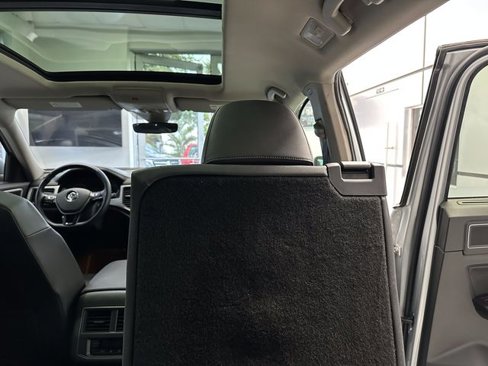 Used 2019 Volkswagen Atlas SE w/ Panoramic Sunroof Package image 48