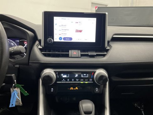 Used 2023 Toyota RAV4 LE image 7