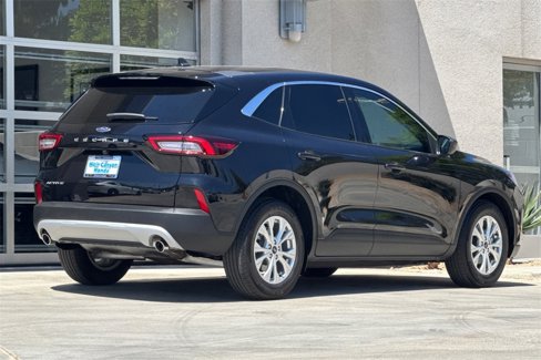 Used 2023 Ford Escape Active image 7