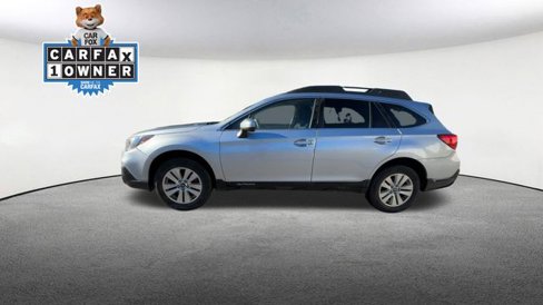 Used 2019 Subaru Outback 2.5i Premium image 6