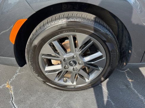 Used 2020 Kia Soul EX image 31