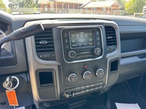 Used 2018 RAM 4500 Tradesman w/ Power & Remote Entry Group image 15