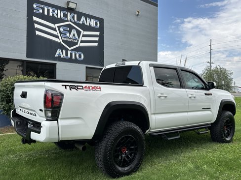 Used 2022 Toyota Tacoma TRD Off-Road image 7