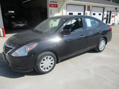 Used 2016 Nissan Versa S image 11