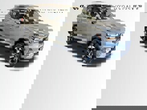 New 2025 Volvo XC40 B5 Core w/ Protection Package Premier image 1