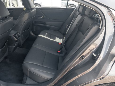 Used 2022 Lexus ES 350 w/ Premium Package image 22