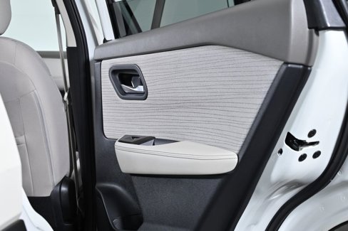 Certified 2023 Nissan Rogue SV image 31