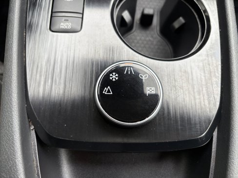 Used 2021 Nissan Rogue SV image 23