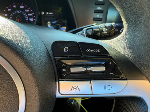 Used 2022 Hyundai Elantra SE image 26