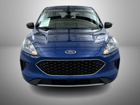 Used 2022 Ford Escape SE w/ Cold Weather Package image 2