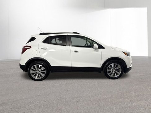Used 2017 Buick Encore Preferred image 27