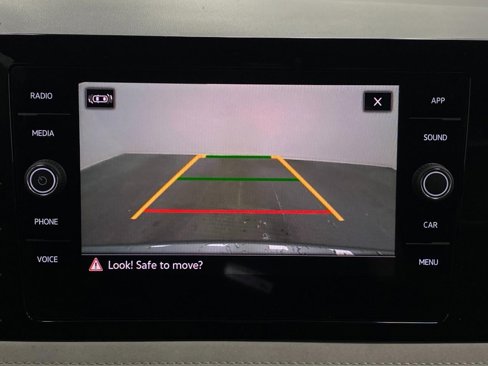 New 2025 Volkswagen Taos SE image 17