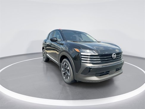 New 2025 Nissan Kicks SV image 2
