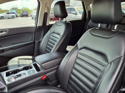 Used 2022 Ford Edge SEL image 10