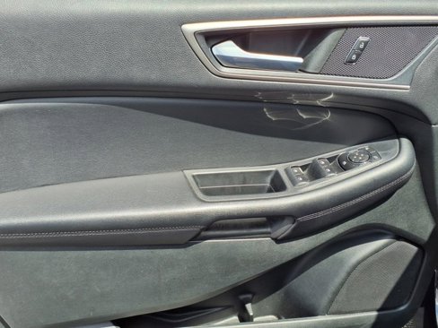 Used 2022 Ford Edge SEL image 6