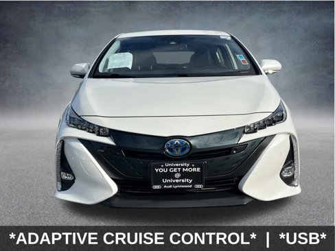 Used 2020 Toyota Prius Prime image 2