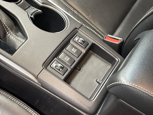 Used 2017 Toyota Camry XLE image 29