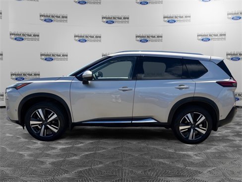 Used 2023 Nissan Rogue Platinum w/ Platinum Premium Package image 2