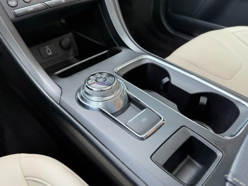 Used 2017 Ford Fusion Titanium image 35