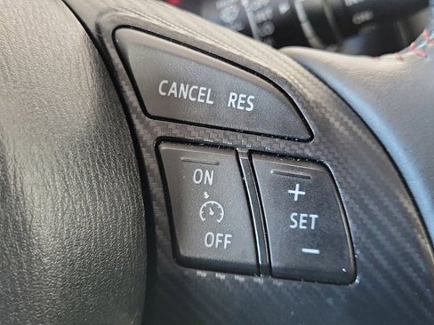 Used 2015 MAZDA MAZDA3 i Touring w/ Technology Package image 23