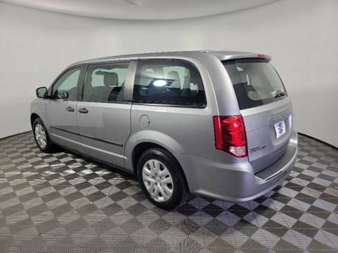 Used 2016 Dodge Grand Caravan American Value Package image 9