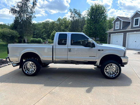 Used 2003 Ford F250 XLT image 7
