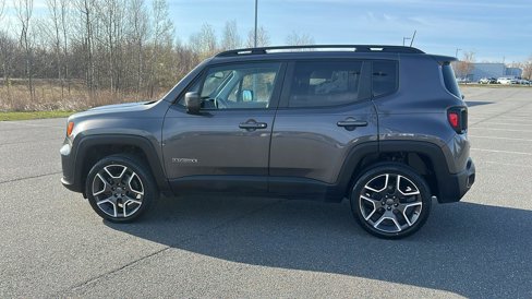 Used 2021 Jeep Renegade Latitude w/ Convenience Group image 11