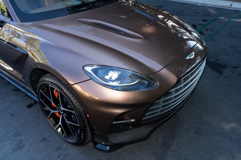 Used 2025 Aston Martin DBX 707 image 9