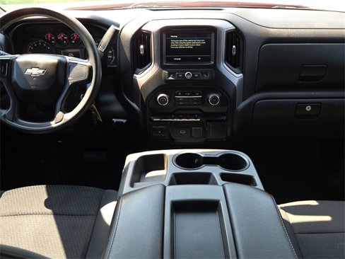 Used 2019 Chevrolet Silverado 1500 Custom Trail Boss w/ Custom Convenience Package image 9
