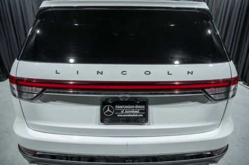 Used 2020 Lincoln Aviator Reserve w/ Equipment Group 201A image 6