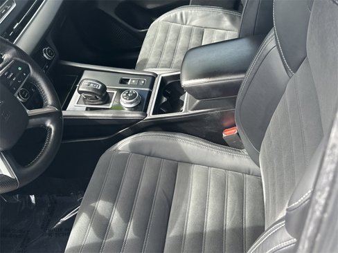 Used 2022 Mitsubishi Outlander SE image 12