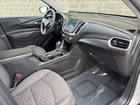 Used 2020 Chevrolet Equinox LT image 37