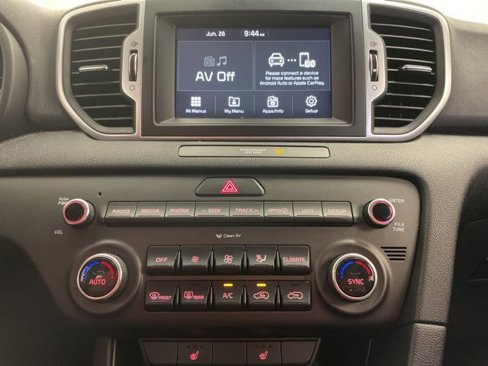 Used 2018 Kia Sportage LX w/ LX Popular Package image 15
